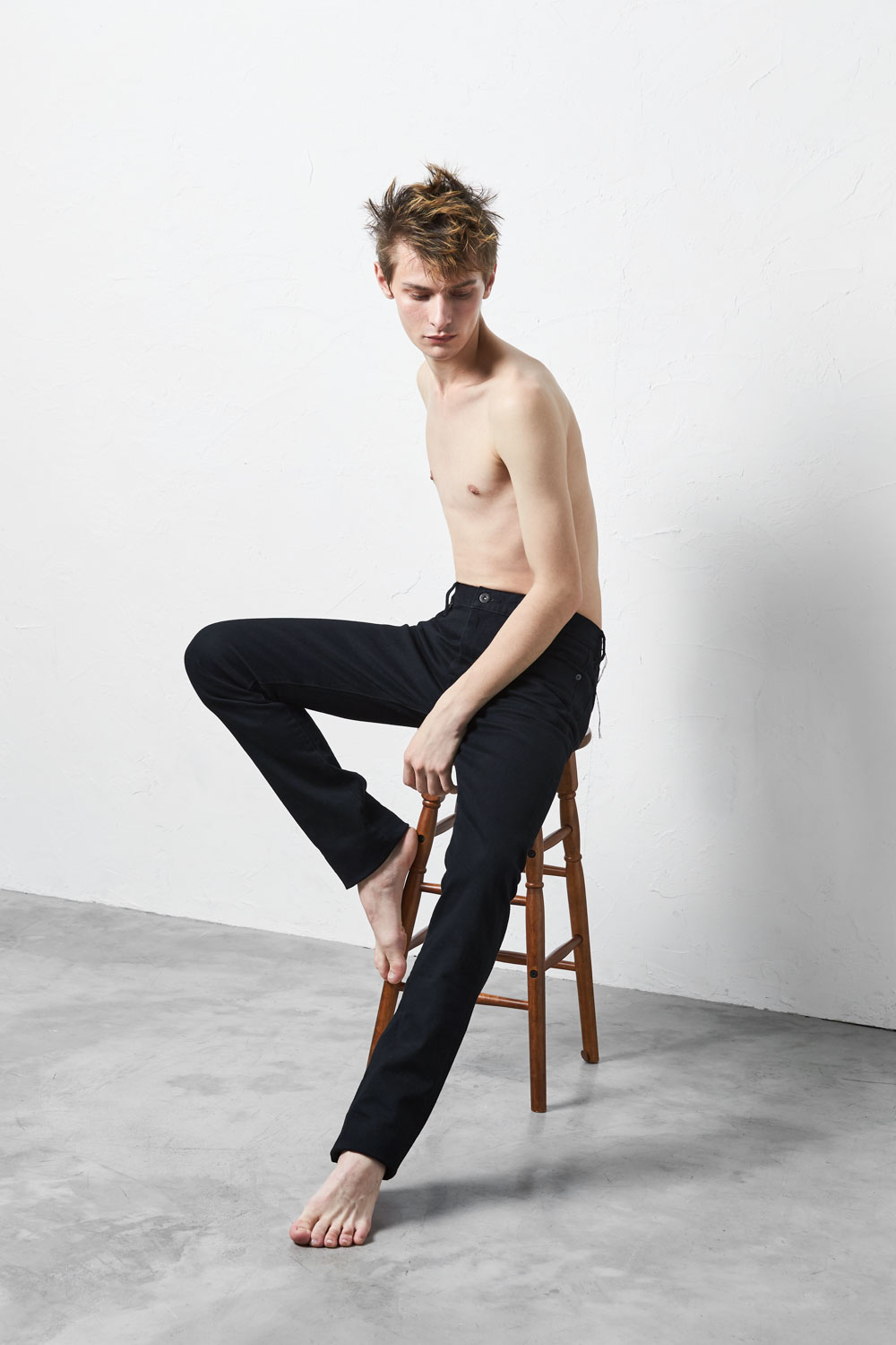 LOOK 13