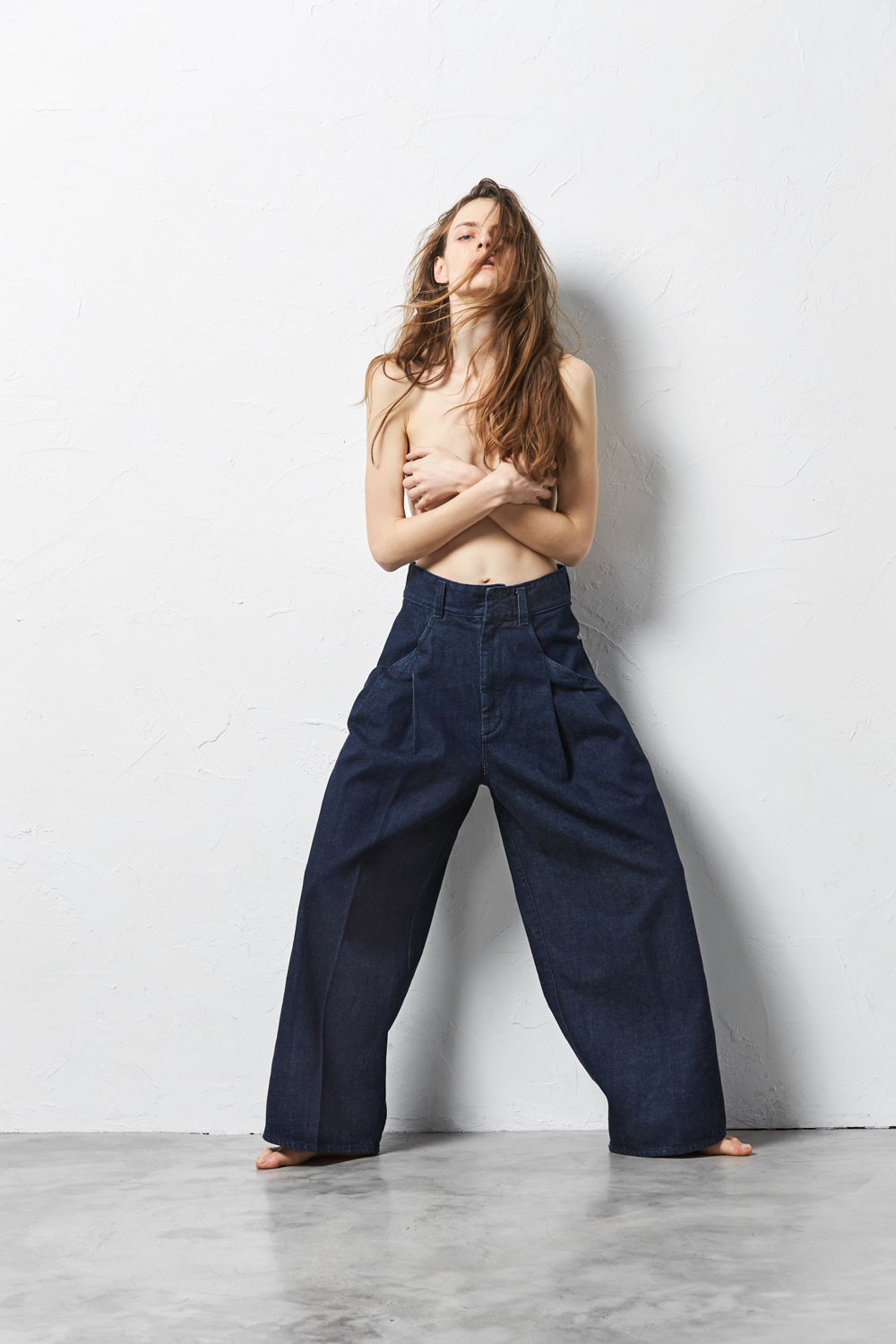 LOOK 03
