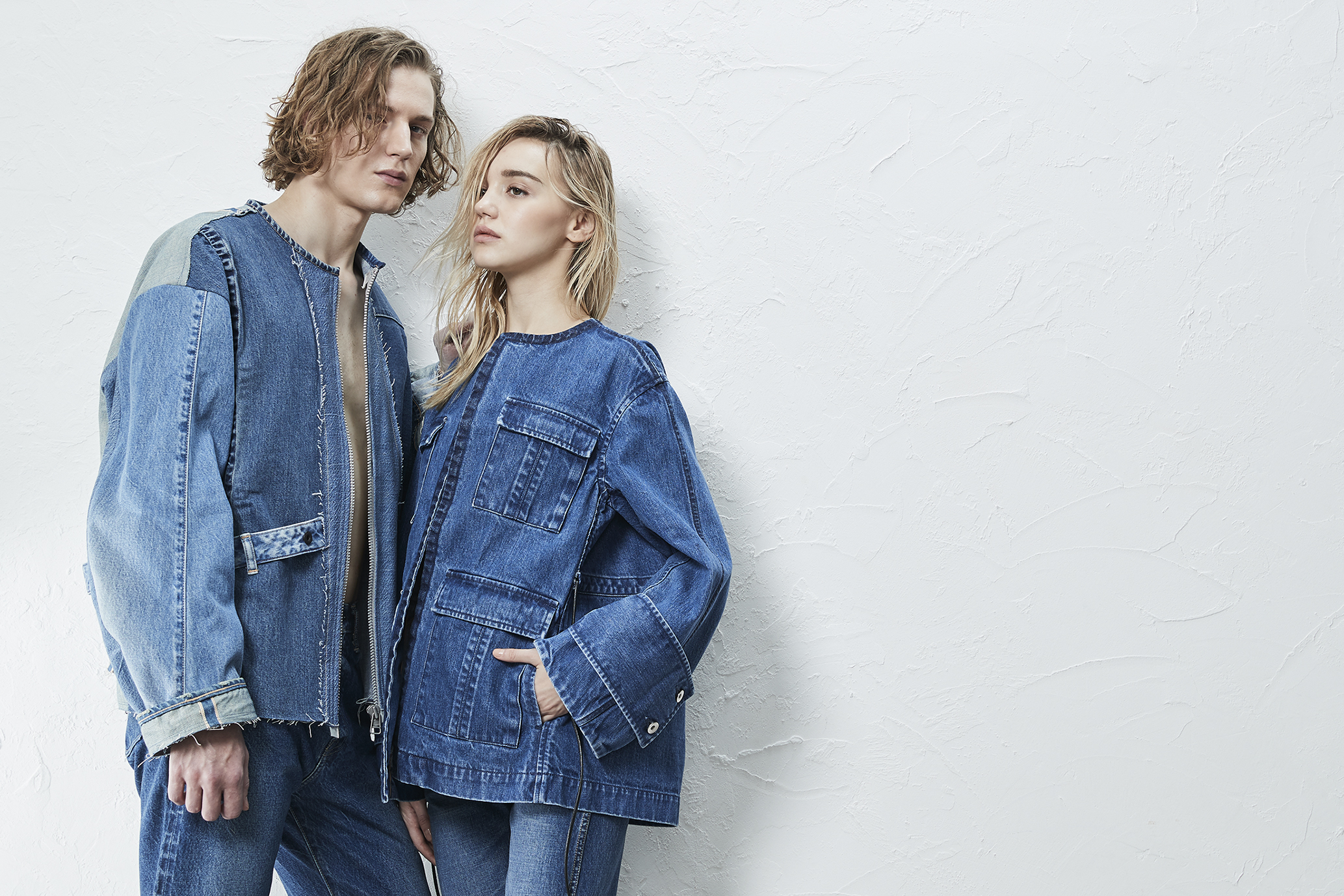 LOOK 01