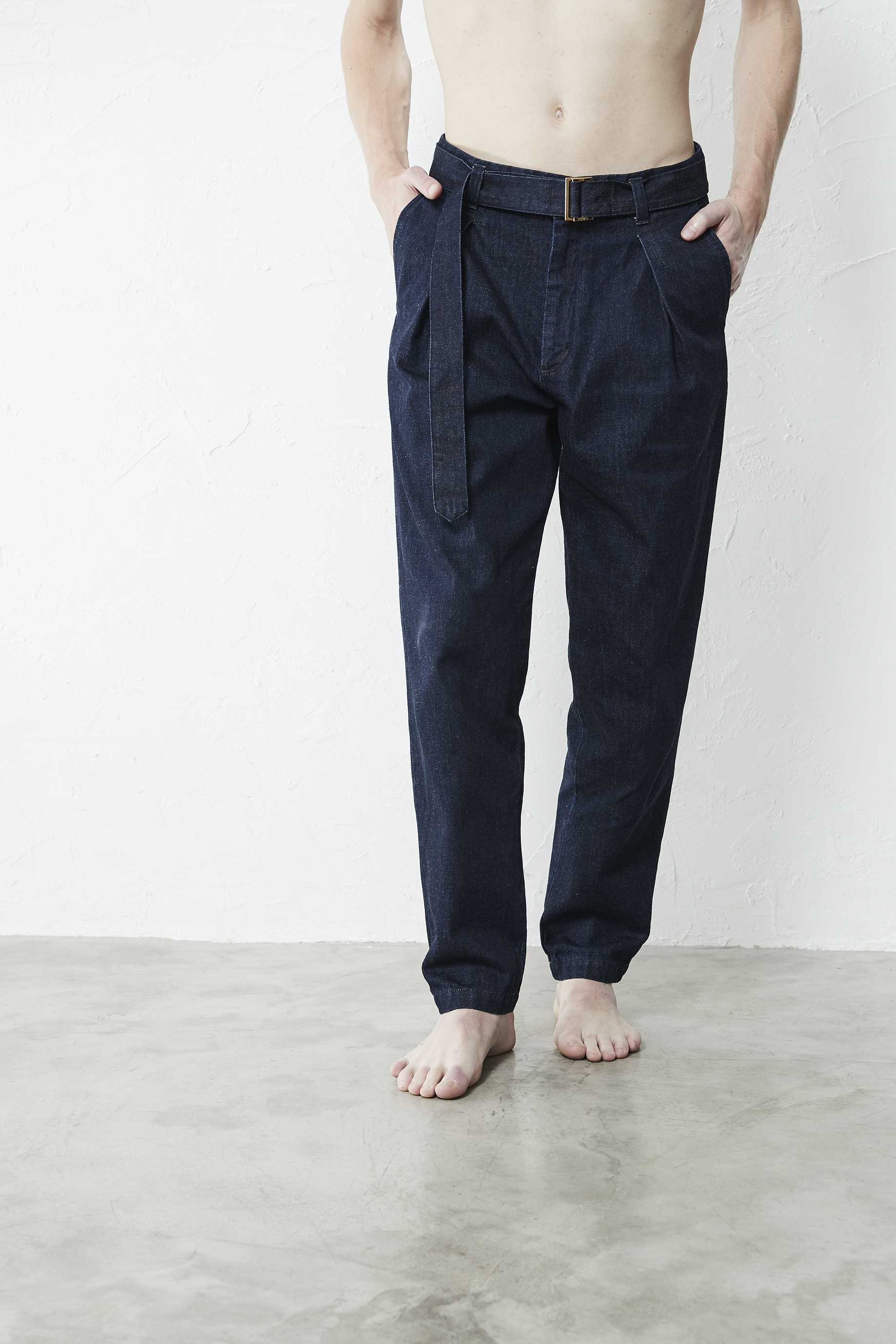 LOOK 08