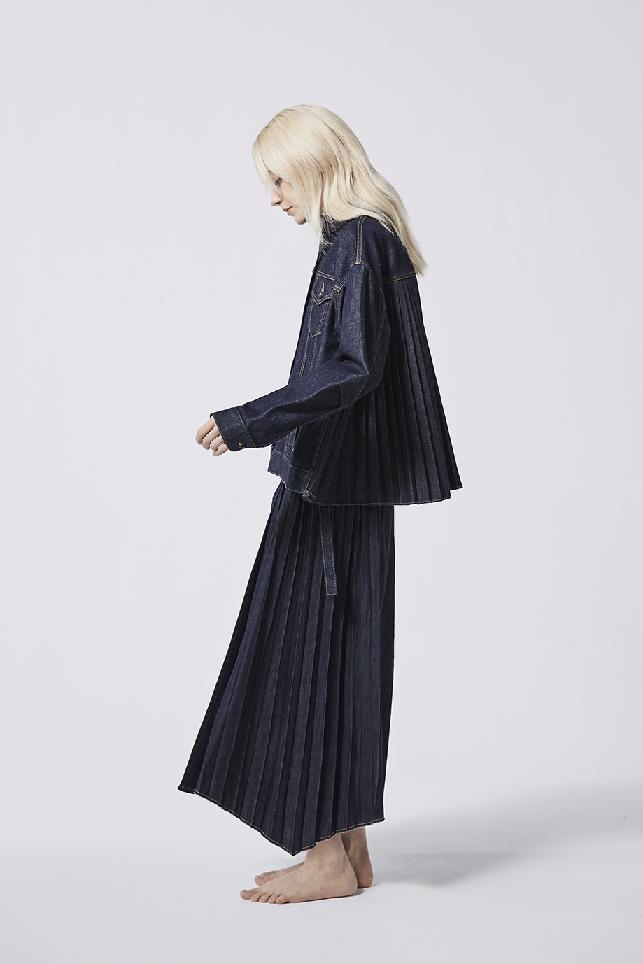 LOOK 17