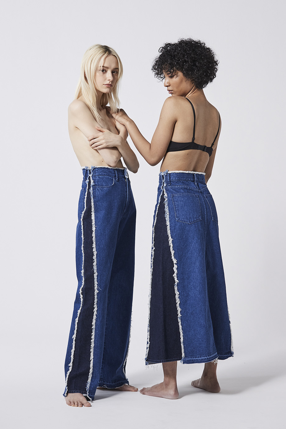 LOOK 02