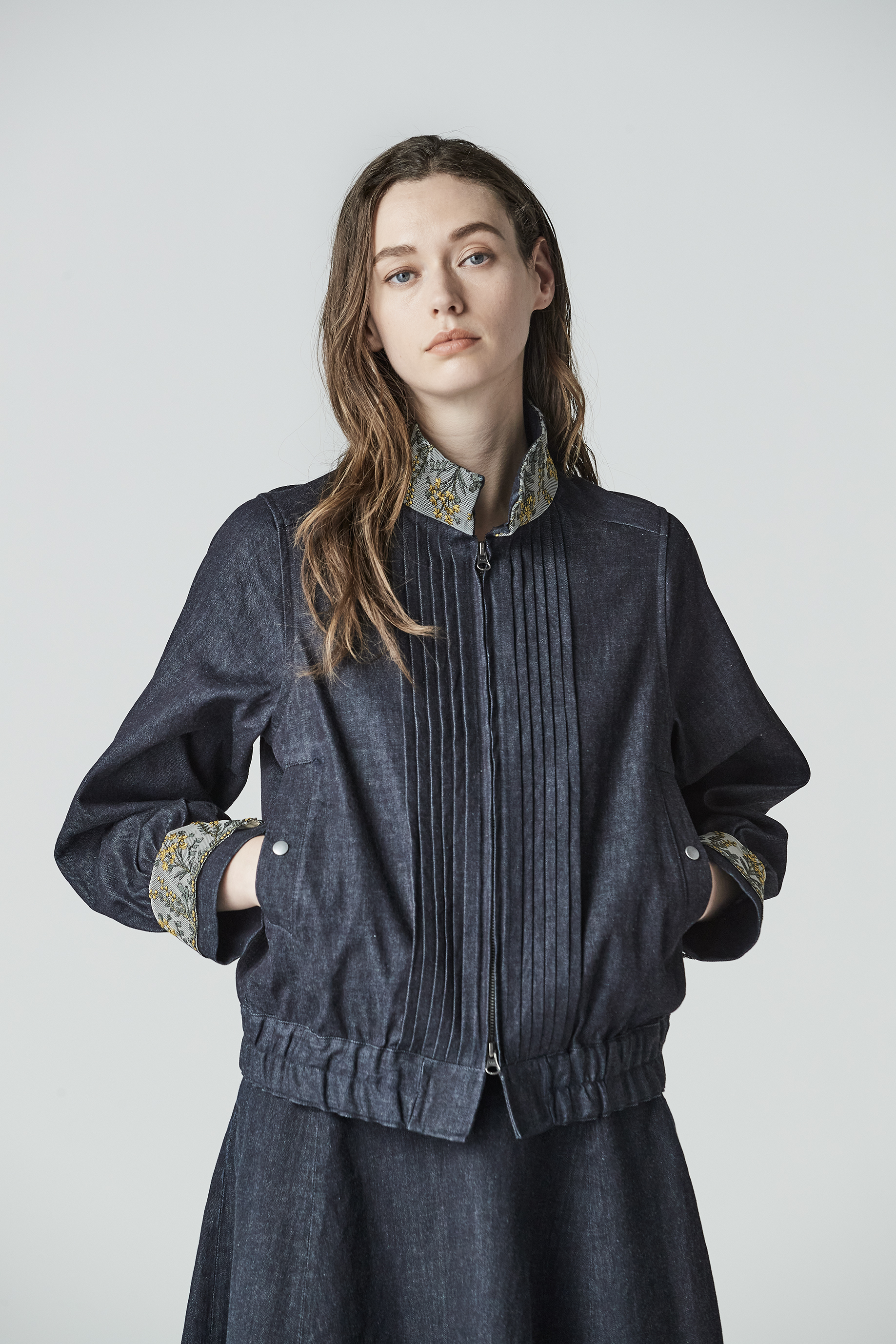 LOOK 32