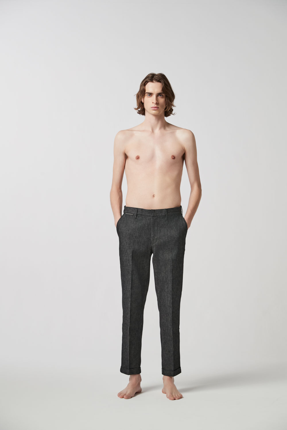 LOOK 02