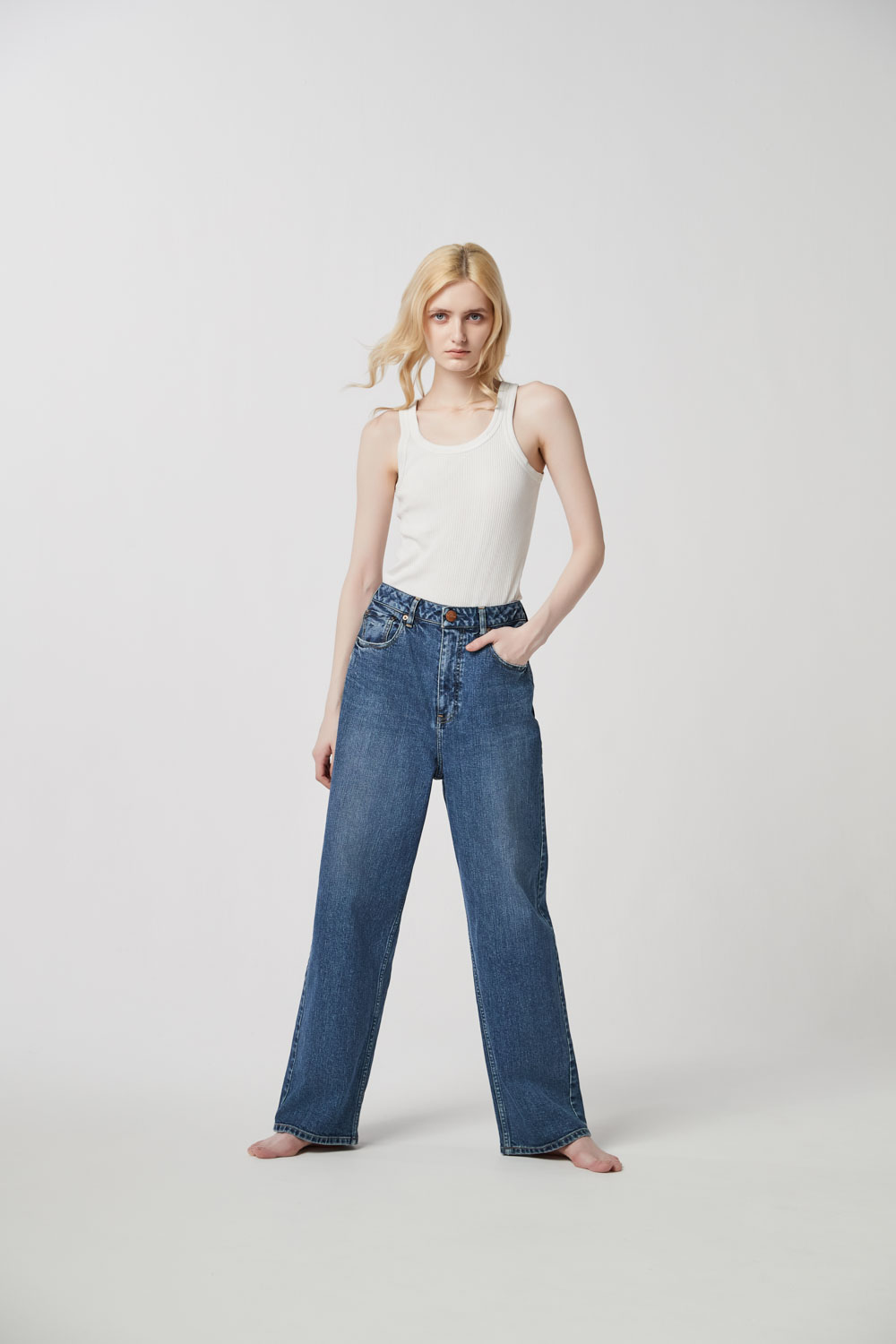 LOOK 26