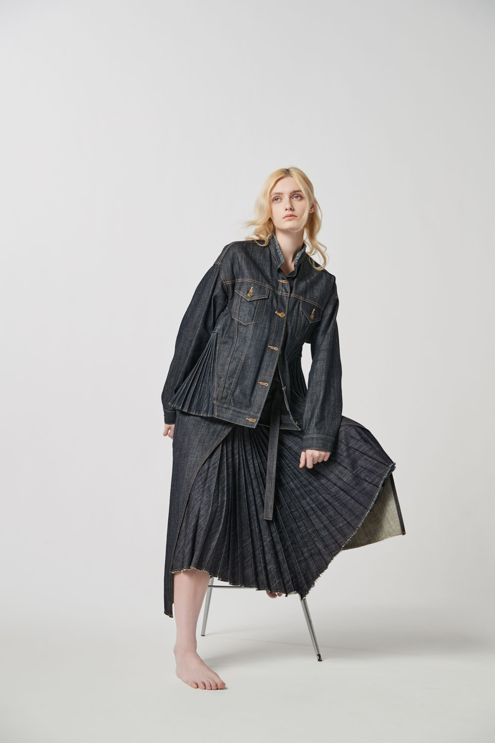 LOOK 28