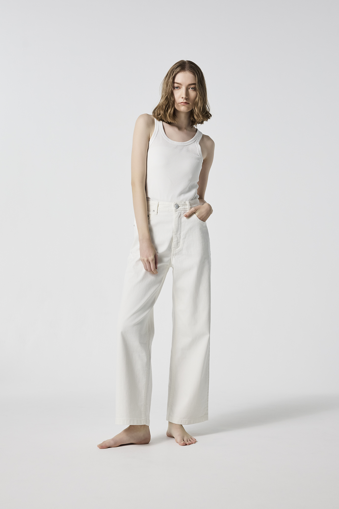 LOOK 24