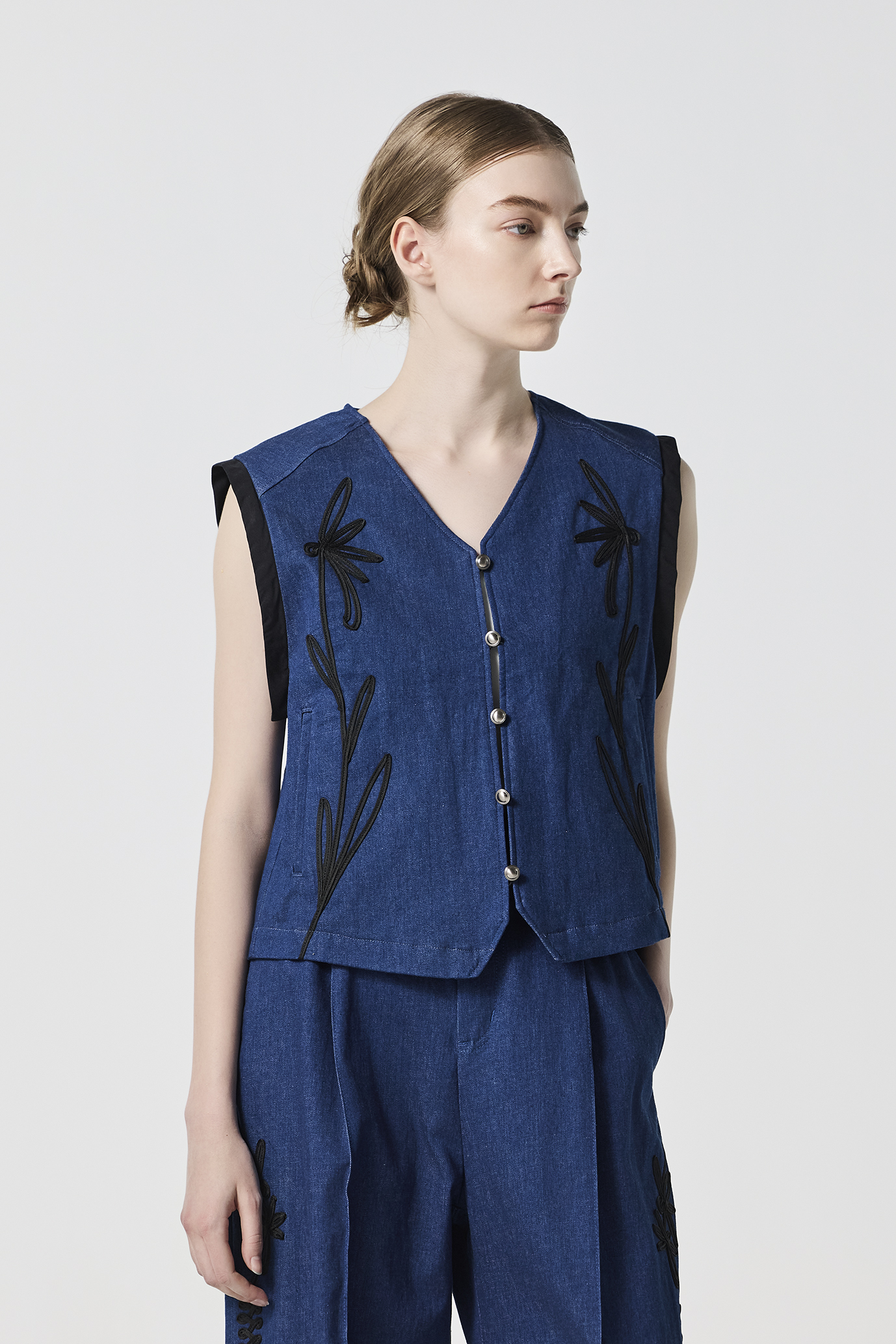 LOOK 39
